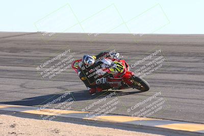 media/Nov-17-2024-CVMA (Sun) [[1fec520723]]/Race 11-Amateur Supersport Open/